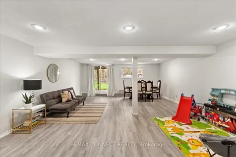 112 Londonderry Street Oshawa ON L1J 6Z3