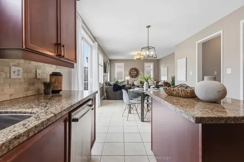 2315 Hackett Place Oshawa ON L1L 0A2