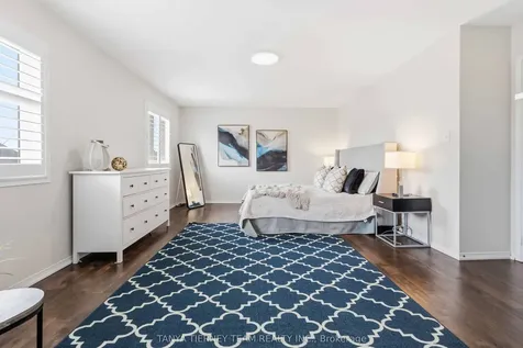 2315 Hackett Place Oshawa ON L1L 0A2