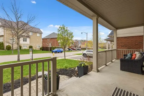 2315 Hackett Place Oshawa ON L1L 0A2
