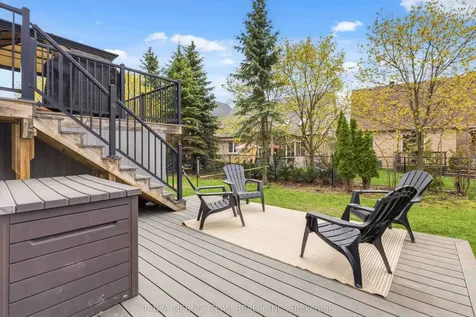 2315 Hackett Place Oshawa ON L1L 0A2