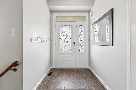 2315 Hackett Place Oshawa ON L1L 0A2