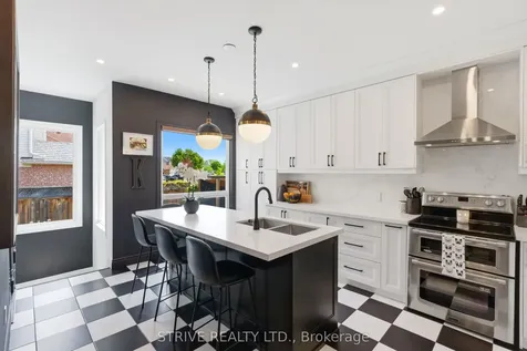 11 Granary Lane Clarington ON L1E 2X9