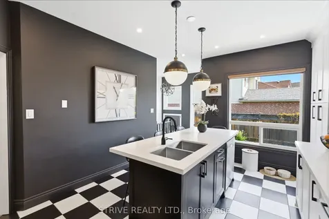 11 Granary Lane Clarington ON L1E 2X9
