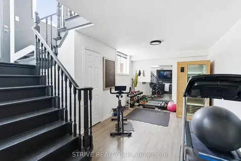 11 Granary Lane Clarington ON L1E 2X9