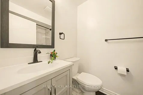 22 Exchequer Place Toronto ON M1S 5R9