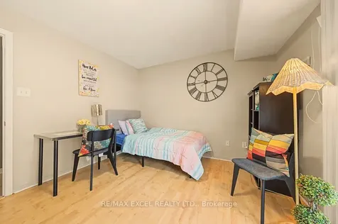 22 Exchequer Place Toronto ON M1S 5R9