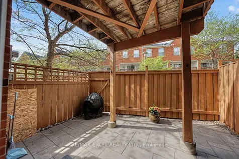 22 Exchequer Place Toronto ON M1S 5R9
