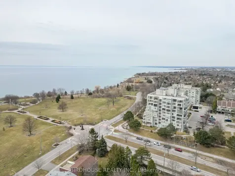 45 Cumberland Lane Ajax ON L1S 7K3