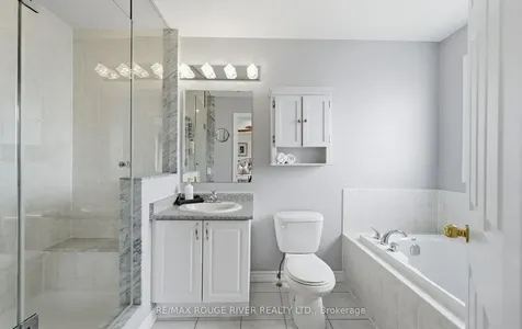 55 Redfern Crescent Clarington ON L1C 0K2