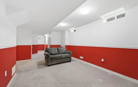 55 Redfern Crescent Clarington ON L1C 0K2