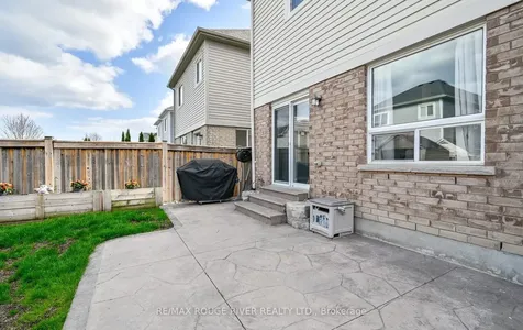 55 Redfern Crescent Clarington ON L1C 0K2