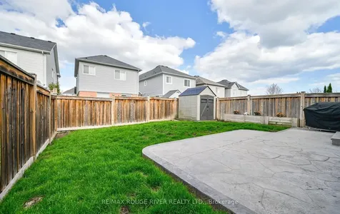 55 Redfern Crescent Clarington ON L1C 0K2