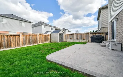 55 Redfern Crescent Clarington ON L1C 0K2