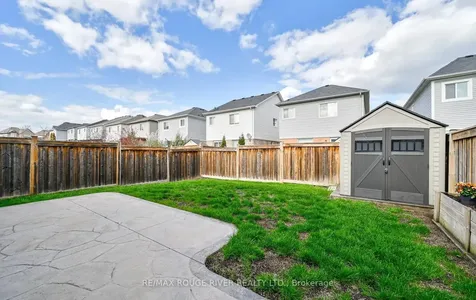 55 Redfern Crescent Clarington ON L1C 0K2