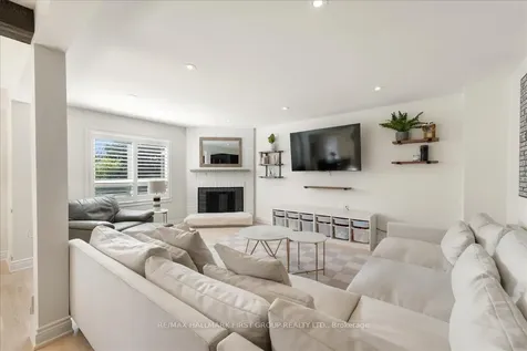 12 Wilce Drive Ajax ON L1T 3J6