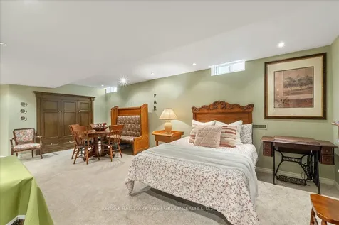 1870 Woodview Avenue Pickering ON L1V 1L6