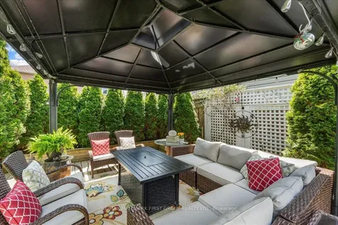 1870 Woodview Avenue Pickering ON L1V 1L6