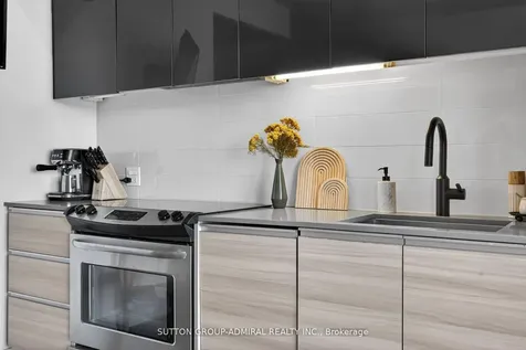 1190 Dundas Street E Toronto ON M4M 0C5
