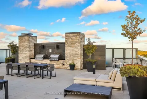 1190 Dundas Street E Toronto ON M4M 0C5