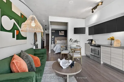 1190 Dundas Street E Toronto ON M4M 0C5