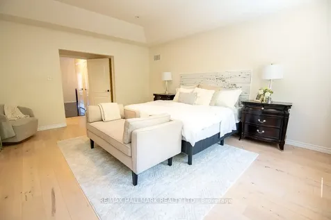 566 Maitland Drive Pickering ON L1W 0A8