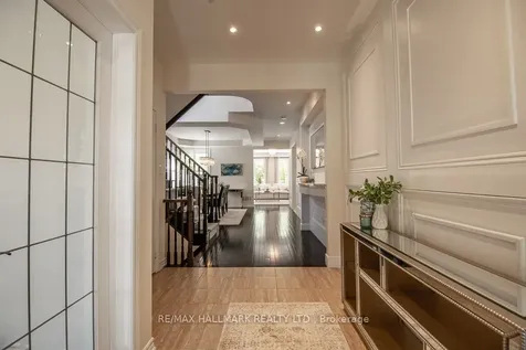 566 Maitland Drive Pickering ON L1W 0A8