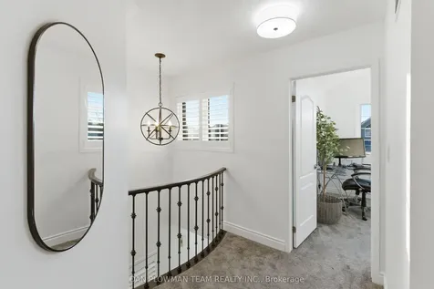 7 Treen Crescent Whitby ON L1R 3C7
