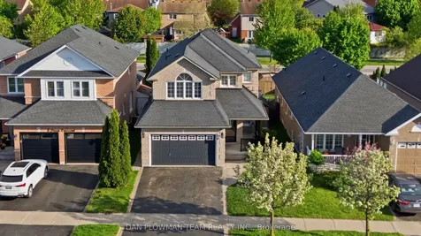 7 Treen Crescent Whitby ON L1R 3C7