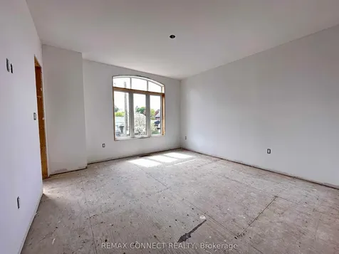 389 Rosebank Road Pickering ON L1W 2N3