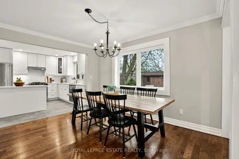 16 Elkwood Drive Toronto ON M1C 2C1