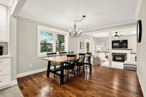 16 Elkwood Drive Toronto ON M1C 2C1