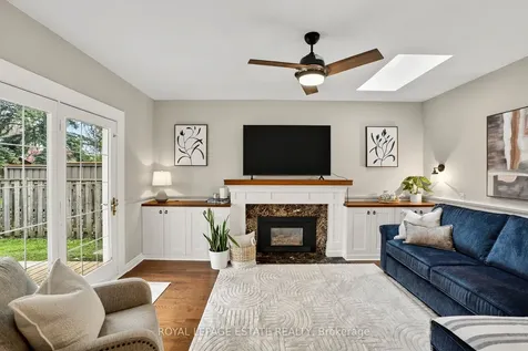 16 Elkwood Drive Toronto ON M1C 2C1