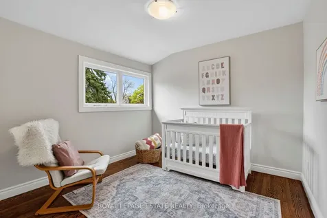 16 Elkwood Drive Toronto ON M1C 2C1