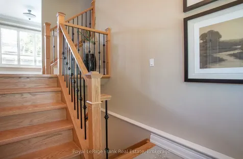 524 Centre Street N Whitby ON L1N 4T6