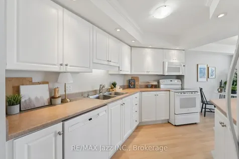 360 Watson Street W Whitby ON L1N 9G2