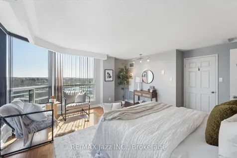 360 Watson Street W Whitby ON L1N 9G2
