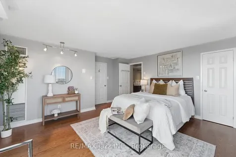 360 Watson Street W Whitby ON L1N 9G2