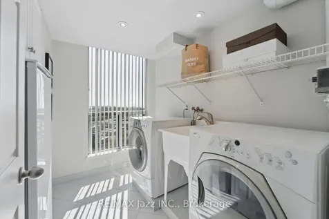 360 Watson Street W Whitby ON L1N 9G2