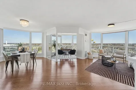 360 Watson Street W Whitby ON L1N 9G2