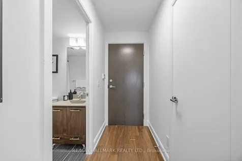 135 Village Green Square Toronto ON M1S 0G4