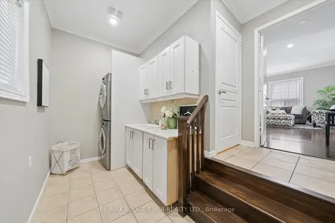 58 Bons Avenue Clarington ON L1C 0B5