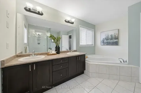 58 Bons Avenue Clarington ON L1C 0B5