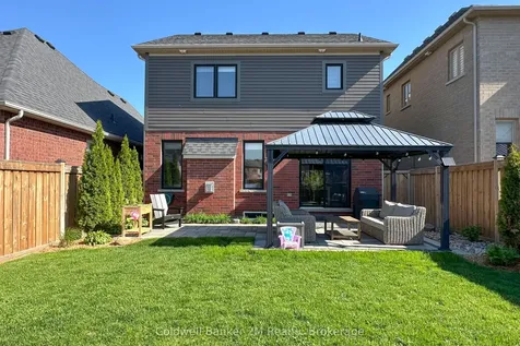 236 Ronald Hooper Avenue Clarington ON L1C 7E3
