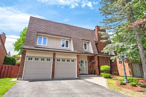1986 Spruce Hill Road Pickering ON L1V 3N8