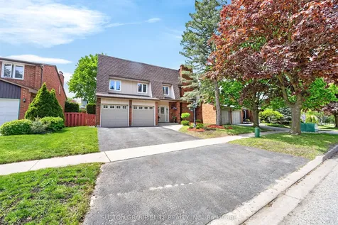 1986 Spruce Hill Road Pickering ON L1V 3N8