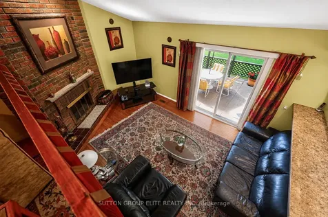 1986 Spruce Hill Road Pickering ON L1V 3N8