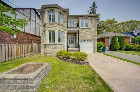 24 Lynn Road Toronto ON M1N 2A4