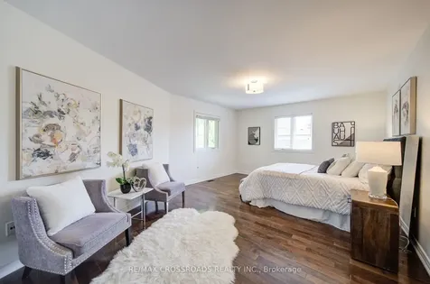 24 Lynn Road Toronto ON M1N 2A4
