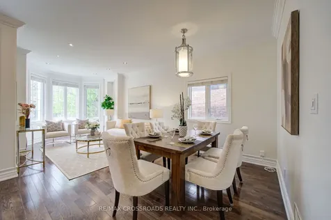 24 Lynn Road Toronto ON M1N 2A4